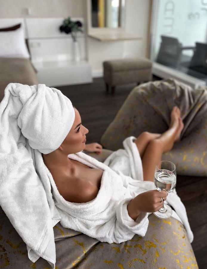 Sky Flat Jacuzzi 27 Floor Apartment Клайпеда Екстериор снимка